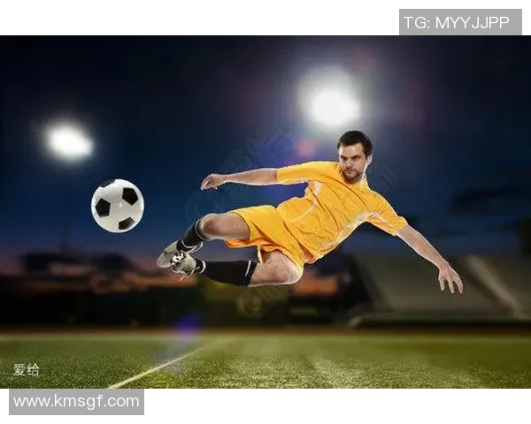 足球明星烙印高清图片展现球场风采与个人魅力的完美结合