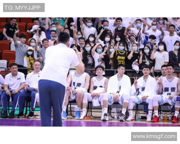 南京篮球队在全运会积分榜上以97分稳居第一名引发关注